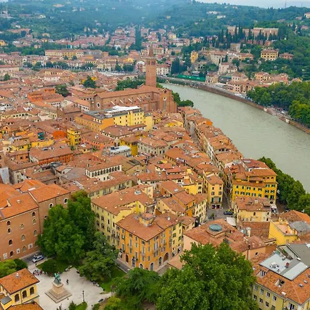 Apartment Casa Nicola In Largo Pescheria Verona
