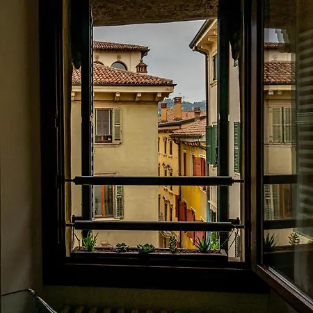 Casa Nicola In Largo Pescheria * Verona